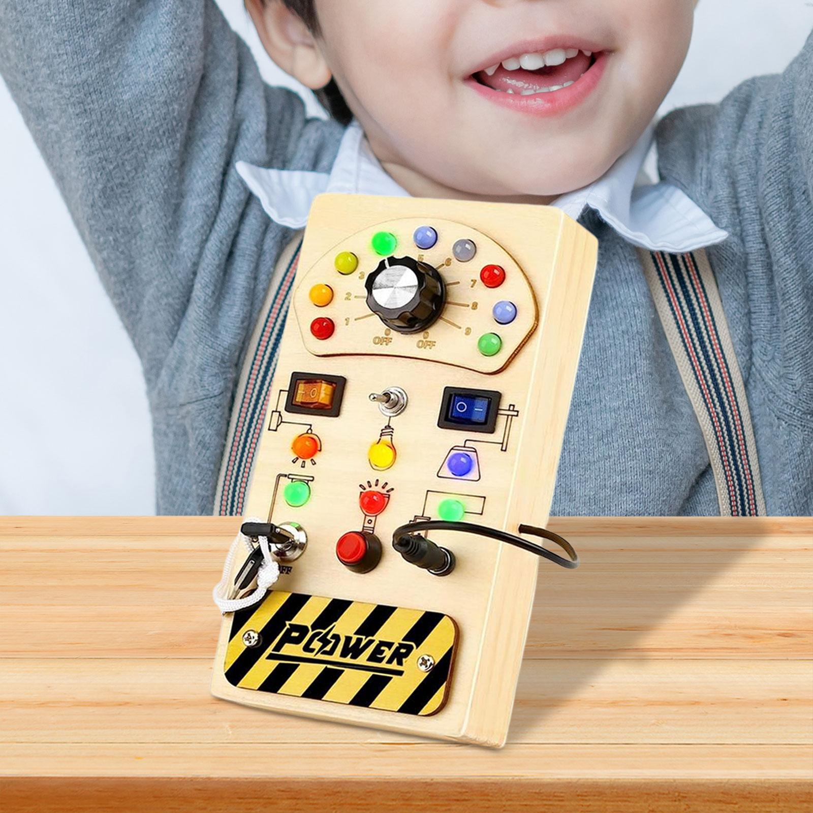 لوحة أنشطة خشبية مونتيسوري مع  - مراجعة Montessori Wooden Busy Board Toddler وسعره